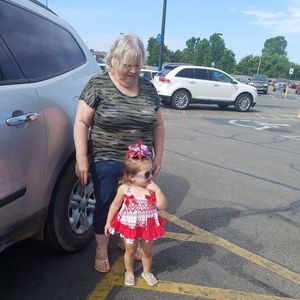 Meet your Posher, Sandy